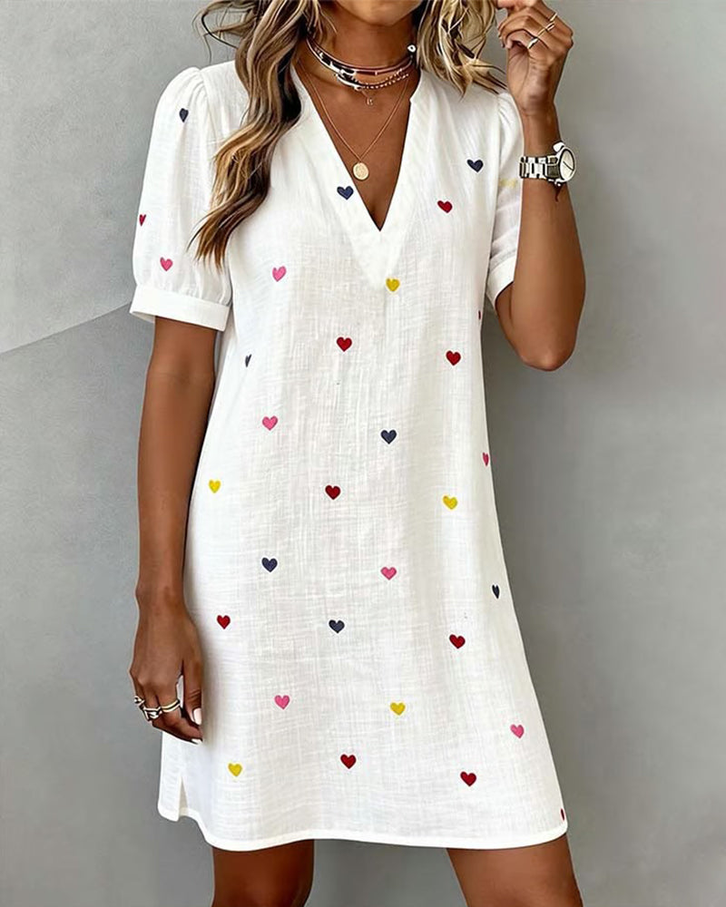 Vestito Colorato Stampa a Cuore con Scollo a V
