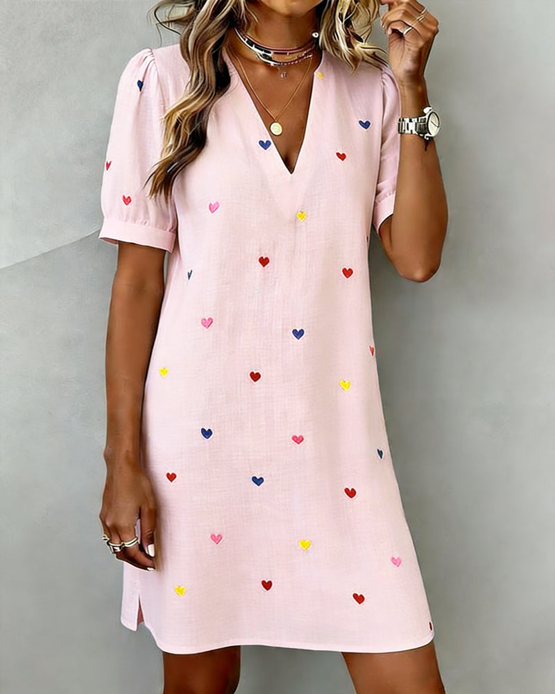 Vestito Colorato Stampa a Cuore con Scollo a V