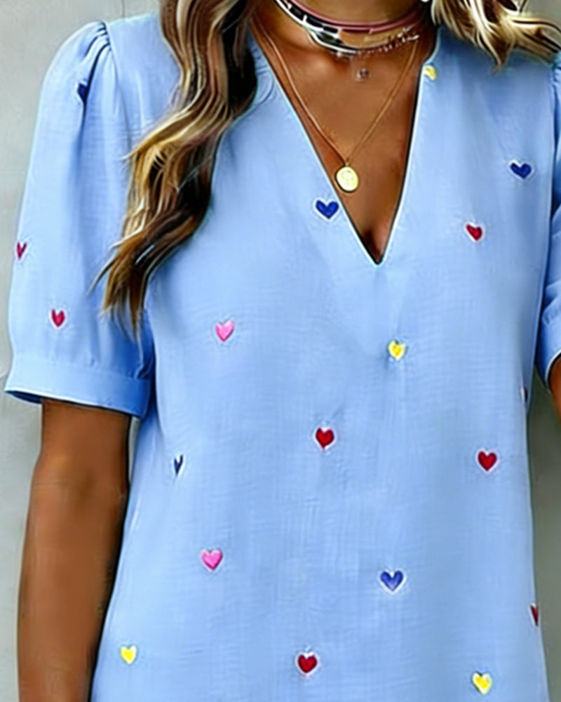Vestito Colorato Stampa a Cuore con Scollo a V