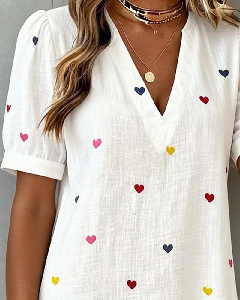 Vestito Colorato Stampa a Cuore con Scollo a V